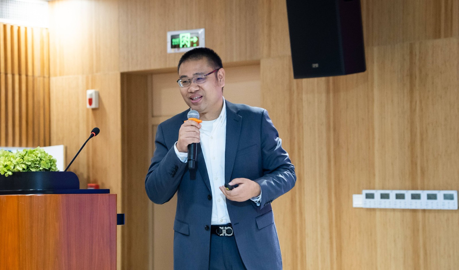 1705307522801658.jpg 王绍辉-DSC00694(1).jpg